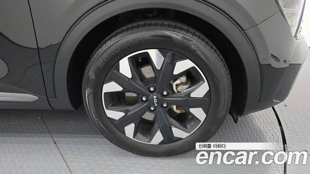 2022 Kia Sportage 5th Gen Diesel 2.0 2WD Sold VIN KNAPX81CBNK023353 – trunk area 2022 Kia Sportage 5th Gen Diesel 2.0 2WD Sold VIN KNAPX81CBNK023353 – trunk area