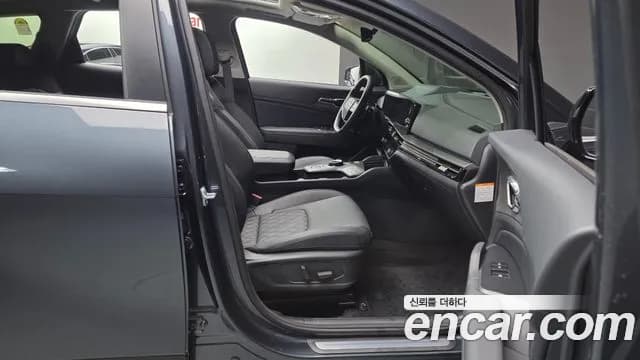 2025 Kia The New Sportage 5th Gen Hybrid HEV 1.6 2WD Sold VIN KNAPX81GBSK215181 – odometer reading 2025 Kia The New Sportage 5th Gen Hybrid HEV 1.6 2WD Sold VIN KNAPX81GBSK215181 – odometer reading