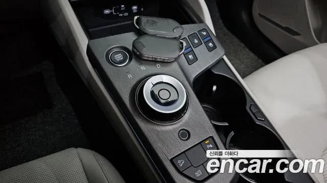 2025 Kia The New Sportage 5th Gen Hybrid HEV 1.6 2WD Sold VIN KNAPX81GBSK225244 – exterior detail 2025 Kia The New Sportage 5th Gen Hybrid HEV 1.6 2WD Sold VIN KNAPX81GBSK225244 – exterior detail