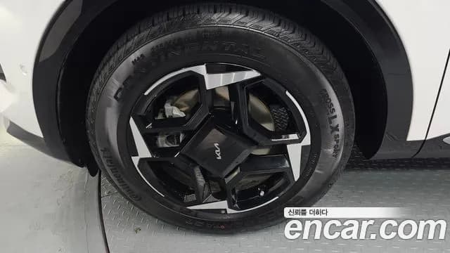2026 Kia The New Sportage 5th Gen Hybrid HEV 1.6 2WD Sold VIN KNAPX81GBTK310855 – trunk area 2026 Kia The New Sportage 5th Gen Hybrid HEV 1.6 2WD Sold VIN KNAPX81GBTK310855 – trunk area