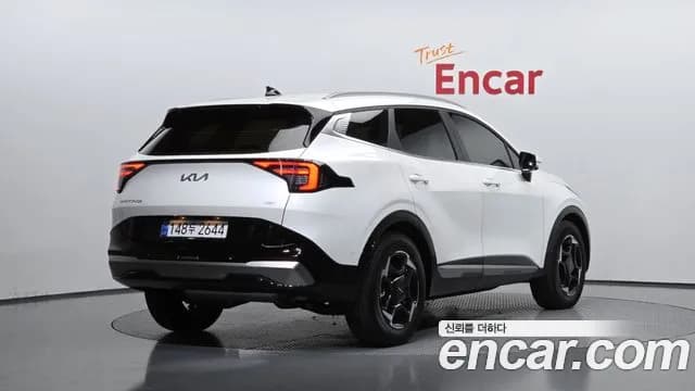 2026 Kia The New Sportage 5th Gen Hybrid HEV 1.6 2WD Sold VIN KNAPX81GBTK333154 – trunk area 2026 Kia The New Sportage 5th Gen Hybrid HEV 1.6 2WD Sold VIN KNAPX81GBTK333154 – trunk area