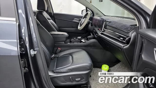 2022 Kia Sportage 5th Gen Gasoline 1.6 Turbo 4WD Sold VIN KNAPY81BHNK032270 – trunk area 2022 Kia Sportage 5th Gen Gasoline 1.6 Turbo 4WD Sold VIN KNAPY81BHNK032270 – trunk area