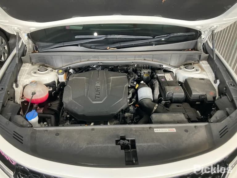 2022 Kia Sorento Used VIN KNARH81BWN5158123 – engine bay 2022 Kia Sorento Used VIN KNARH81BWN5158123 – engine bay