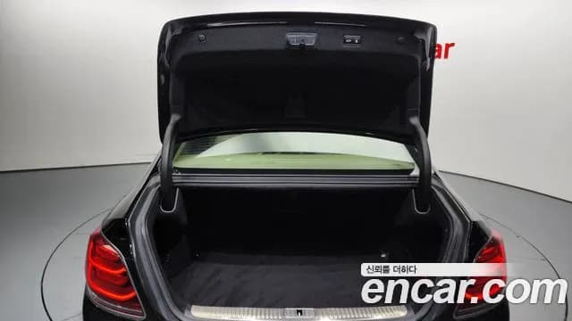 2019 Kia The K9 3.8 GDI Sold VIN KNAS1418BKS003096 – photo 18 2019 Kia The K9 3.8 GDI Sold VIN KNAS1418BKS003096 – photo 18