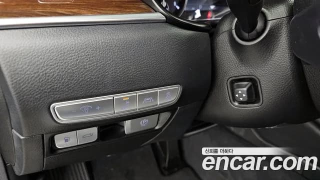 2019 Kia The K9 3.8 GDI Sold VIN KNAS1418BKS006843 – rear exterior 2019 Kia The K9 3.8 GDI Sold VIN KNAS1418BKS006843 – rear exterior