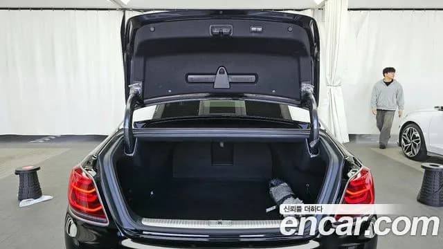 2019 Kia The K9 3.8 GDI Sold VIN KNAS1418BKS006843 – photo 11 2019 Kia The K9 3.8 GDI Sold VIN KNAS1418BKS006843 – photo 11