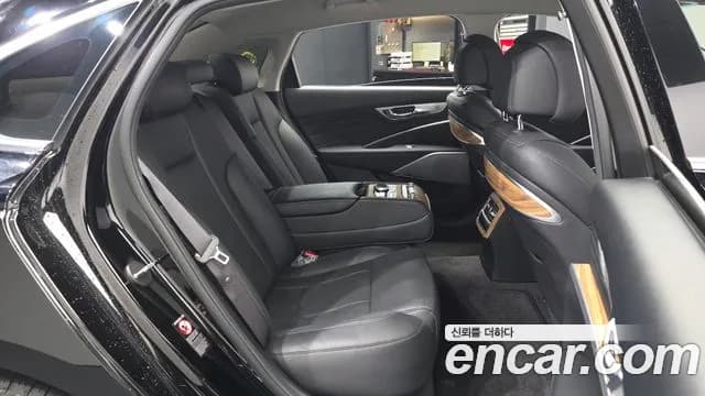 2022 Kia The New K9 2nd Gen 3.8 GDI Sold VIN KNAS1418BNS038583 – interior seats 2022 Kia The New K9 2nd Gen 3.8 GDI Sold VIN KNAS1418BNS038583 – interior seats