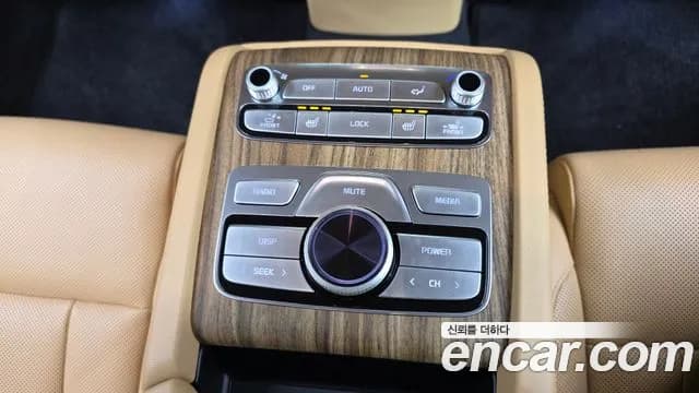 2023 Kia The New K9 2nd Gen 3.8 GDI Sold VIN KNAS1418BPS045458 – exterior detail 2023 Kia The New K9 2nd Gen 3.8 GDI Sold VIN KNAS1418BPS045458 – exterior detail
