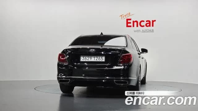 2020 Kia The K9 3.8 GDI AWD Sold VIN KNAS1418DLS019366 – exterior detail 2020 Kia The K9 3.8 GDI AWD Sold VIN KNAS1418DLS019366 – exterior detail