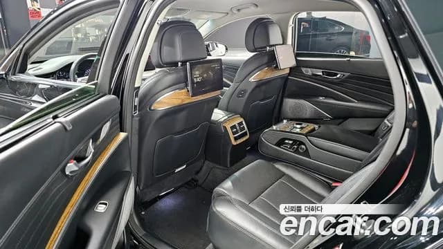2022 Kia The New K9 2nd Gen 3.3 T-GDI AWD Sold VIN KNAS2416DNS043459 – interior seats 2022 Kia The New K9 2nd Gen 3.3 T-GDI AWD Sold VIN KNAS2416DNS043459 – interior seats