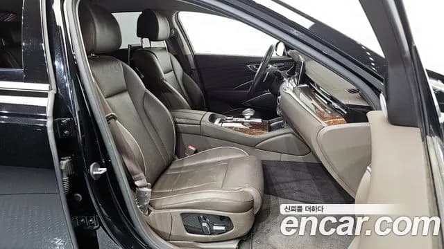 2019 Kia The K9 3.8 GDI Sold VIN KNAS2418BKS011326 – trunk area 2019 Kia The K9 3.8 GDI Sold VIN KNAS2418BKS011326 – trunk area
