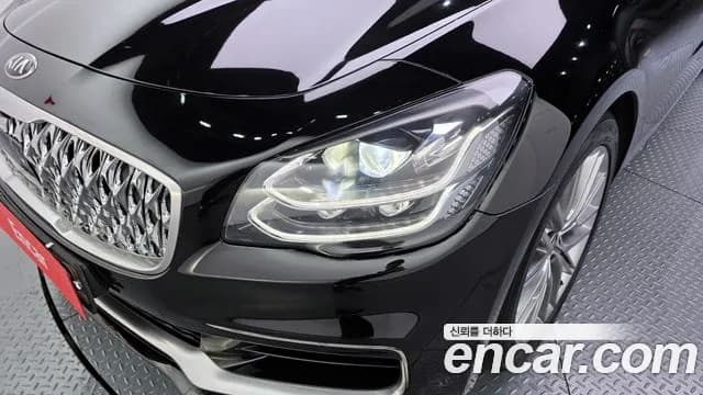 2020 Kia The K9 3.8 GDI Sold VIN KNAS2418BLS022757 – exterior detail 2020 Kia The K9 3.8 GDI Sold VIN KNAS2418BLS022757 – exterior detail
