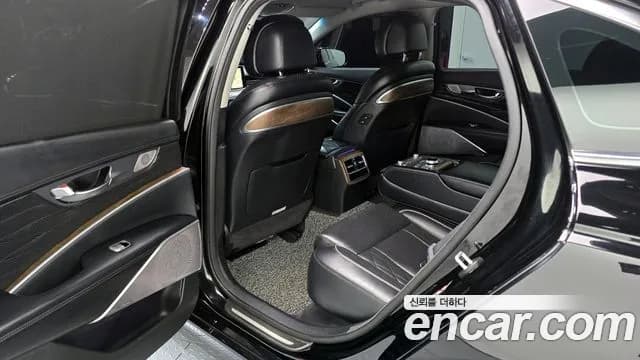 2020 Kia The K9 3.8 GDI Sold VIN KNAS2418BLS022757 – undercarriage 2020 Kia The K9 3.8 GDI Sold VIN KNAS2418BLS022757 – undercarriage