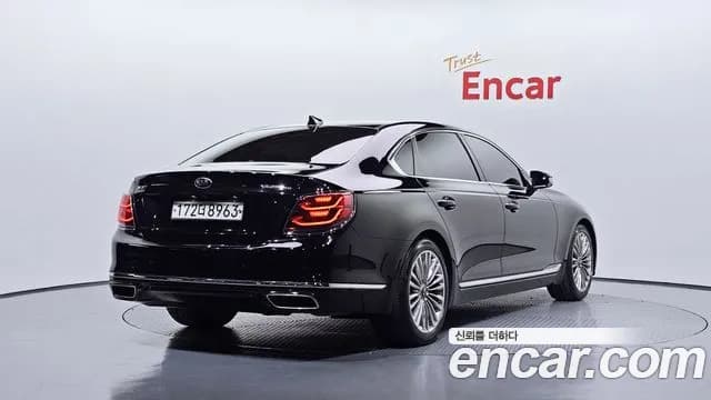 2020 Kia The K9 3.8 GDI Sold VIN KNAS2418BLS022791 – trunk area 2020 Kia The K9 3.8 GDI Sold VIN KNAS2418BLS022791 – trunk area