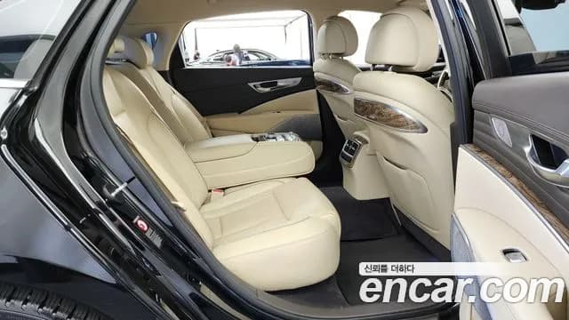 2020 Kia The K9 3.8 GDI Sold VIN KNAS2418BLS023321 – exterior detail 2020 Kia The K9 3.8 GDI Sold VIN KNAS2418BLS023321 – exterior detail
