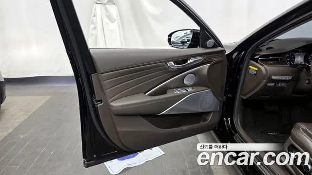 2020 Kia The K9 3.8 GDI Sold VIN KNAS2418BLS023878 – undercarriage 2020 Kia The K9 3.8 GDI Sold VIN KNAS2418BLS023878 – undercarriage