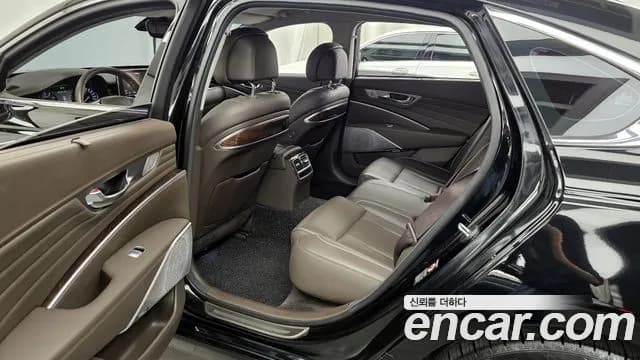 2020 Kia The K9 3.8 GDI Sold VIN KNAS2418BLS023878 – trunk area 2020 Kia The K9 3.8 GDI Sold VIN KNAS2418BLS023878 – trunk area