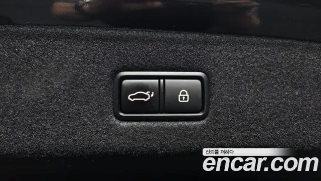 2019 Kia The K9 3.8 GDI AWD Sold VIN KNAS2418DKS004219 – engine bay 2019 Kia The K9 3.8 GDI AWD Sold VIN KNAS2418DKS004219 – engine bay