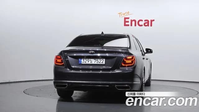 2019 Kia The K9 3.8 GDI AWD Sold VIN KNAS2418DKS005395 – rear exterior 2019 Kia The K9 3.8 GDI AWD Sold VIN KNAS2418DKS005395 – rear exterior