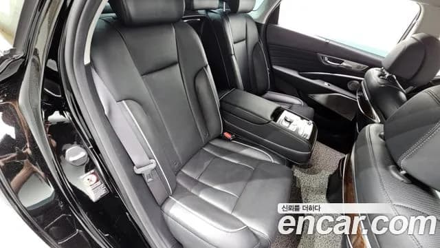 2019 Kia The K9 3.8 GDI Sold VIN KNAS2418DKS005585 – rear exterior 2019 Kia The K9 3.8 GDI Sold VIN KNAS2418DKS005585 – rear exterior