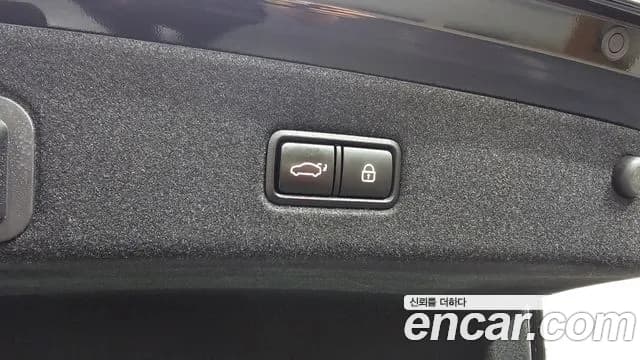 2019 Kia The K9 3.8 GDI Sold VIN KNAS2418DKS005585 – undercarriage 2019 Kia The K9 3.8 GDI Sold VIN KNAS2418DKS005585 – undercarriage