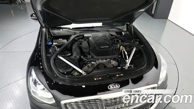 2019 Kia The K9 3.8 GDI AWD Sold VIN KNAS2418DKS005645 – undercarriage 2019 Kia The K9 3.8 GDI AWD Sold VIN KNAS2418DKS005645 – undercarriage