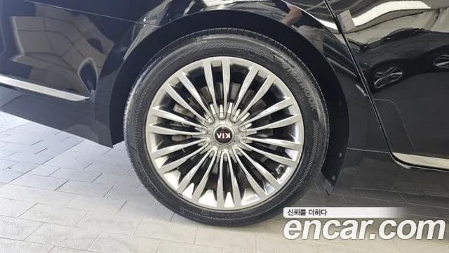 2019 Kia The K9 3.8 GDI AWD Sold VIN KNAS2418DKS008563 – photo 16 2019 Kia The K9 3.8 GDI AWD Sold VIN KNAS2418DKS008563 – photo 16