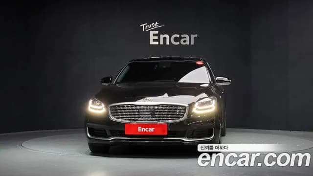 2019 Kia The K9 3.8 GDI AWD Sold VIN KNAS2418DKS013446 – interior seats 2019 Kia The K9 3.8 GDI AWD Sold VIN KNAS2418DKS013446 – interior seats