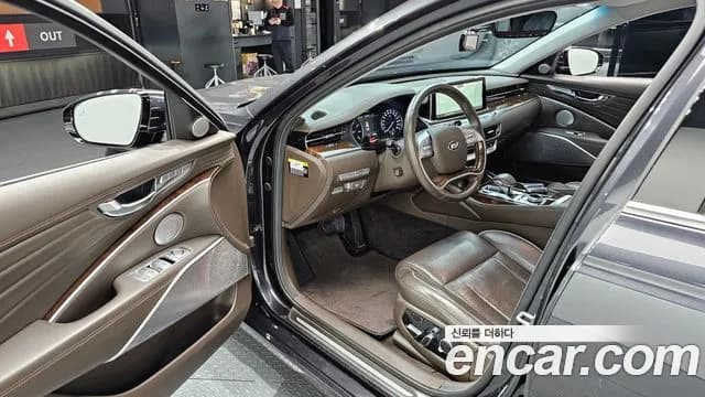 2019 Kia The K9 3.8 GDI AWD Sold VIN KNAS2418DKS015390 – front exterior 2019 Kia The K9 3.8 GDI AWD Sold VIN KNAS2418DKS015390 – front exterior