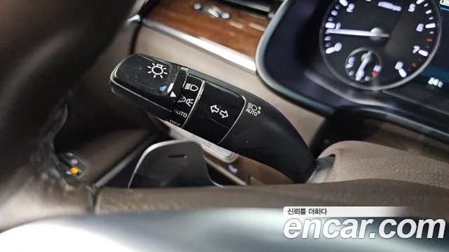 2019 Kia The K9 3.8 GDI AWD Sold VIN KNAS2418DKS015390 – engine bay 2019 Kia The K9 3.8 GDI AWD Sold VIN KNAS2418DKS015390 – engine bay