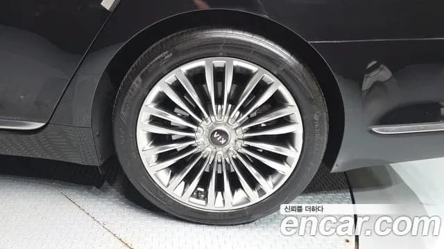 2019 Kia The K9 3.8 GDI AWD Sold VIN KNAS2418DKS016440 – photo 32 2019 Kia The K9 3.8 GDI AWD Sold VIN KNAS2418DKS016440 – photo 32