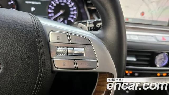 2020 Kia The K9 3.8 GDI AWD Sold VIN KNAS2418DLS022598 – exterior detail 2020 Kia The K9 3.8 GDI AWD Sold VIN KNAS2418DLS022598 – exterior detail