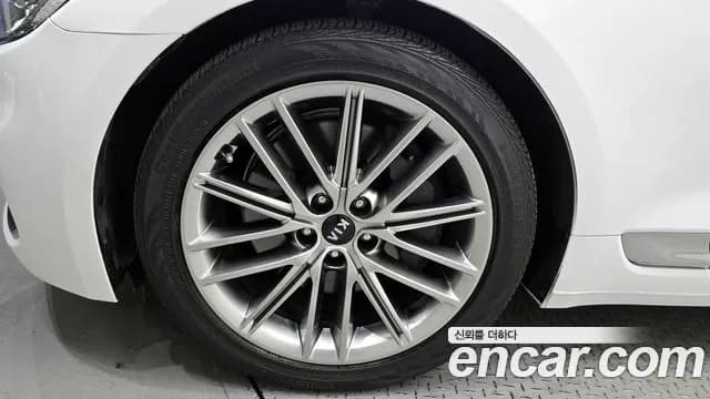 2020 Kia The K9 3.8 GDI AWD Sold VIN KNAS2418DLS025799 – photo 14 2020 Kia The K9 3.8 GDI AWD Sold VIN KNAS2418DLS025799 – photo 14