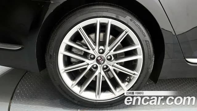 2020 Kia The K9 3.8 GDI AWD Sold VIN KNAS2418DLS027157 – photo 11 2020 Kia The K9 3.8 GDI AWD Sold VIN KNAS2418DLS027157 – photo 11