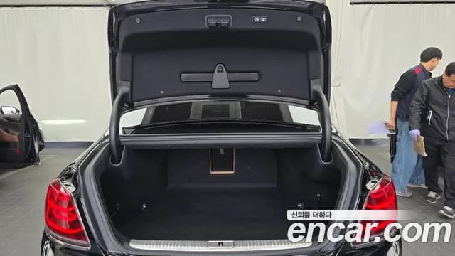 2021 Kia The K9 3.8 GDI AWD Sold VIN KNAS2418DMS030157 – exterior detail 2021 Kia The K9 3.8 GDI AWD Sold VIN KNAS2418DMS030157 – exterior detail