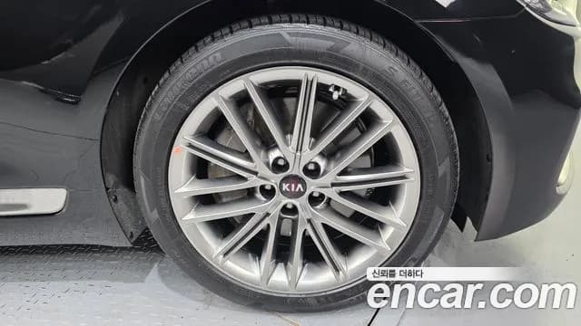 2021 Kia The K9 3.8 GDI AWD Sold VIN KNAS2418DMS032134 – photo 13 2021 Kia The K9 3.8 GDI AWD Sold VIN KNAS2418DMS032134 – photo 13