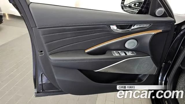 2022 Kia The New K9 2nd Gen 3.8 GDI AWD Sold VIN KNAS2418DNS035616 – side profile 2022 Kia The New K9 2nd Gen 3.8 GDI AWD Sold VIN KNAS2418DNS035616 – side profile