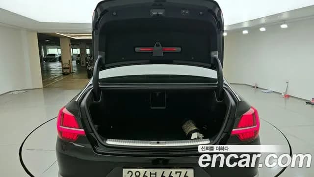 2022 Kia The New K9 2nd Gen 3.8 GDI AWD Sold VIN KNAS2418DNS041745 – front exterior 2022 Kia The New K9 2nd Gen 3.8 GDI AWD Sold VIN KNAS2418DNS041745 – front exterior