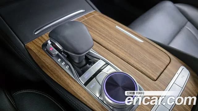 2022 Kia The New K9 2nd Gen 3.8 GDI AWD Sold VIN KNAS2418DNS042015 – exterior detail 2022 Kia The New K9 2nd Gen 3.8 GDI AWD Sold VIN KNAS2418DNS042015 – exterior detail
