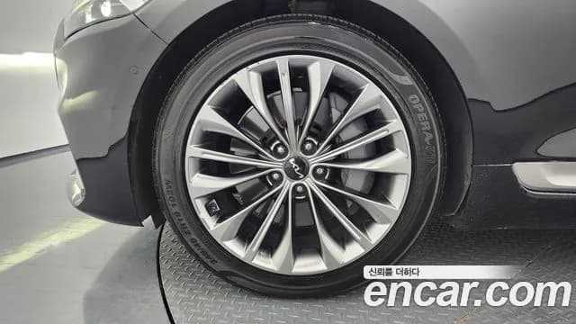 2022 Kia The New K9 2nd Gen 3.8 GDI AWD Sold VIN KNAS2418DNS042326 – interior seats 2022 Kia The New K9 2nd Gen 3.8 GDI AWD Sold VIN KNAS2418DNS042326 – interior seats