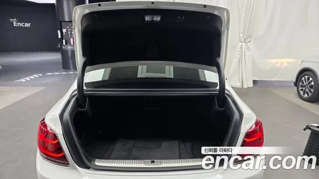 2019 Kia The K9 3.8 GDI AWD Sold VIN KNAS3418DKS000573 – photo 16 2019 Kia The K9 3.8 GDI AWD Sold VIN KNAS3418DKS000573 – photo 16