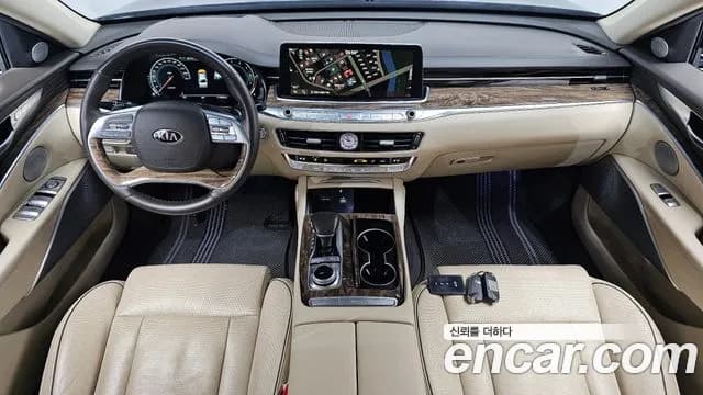 2019 Kia The K9 3.8 GDI AWD Sold VIN KNAS3418DKS004825 – interior seats 2019 Kia The K9 3.8 GDI AWD Sold VIN KNAS3418DKS004825 – interior seats