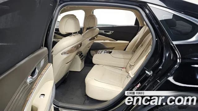 2019 Kia The K9 3.8 GDI AWD Sold VIN KNAS3418DKS004825 – photo 14 2019 Kia The K9 3.8 GDI AWD Sold VIN KNAS3418DKS004825 – photo 14