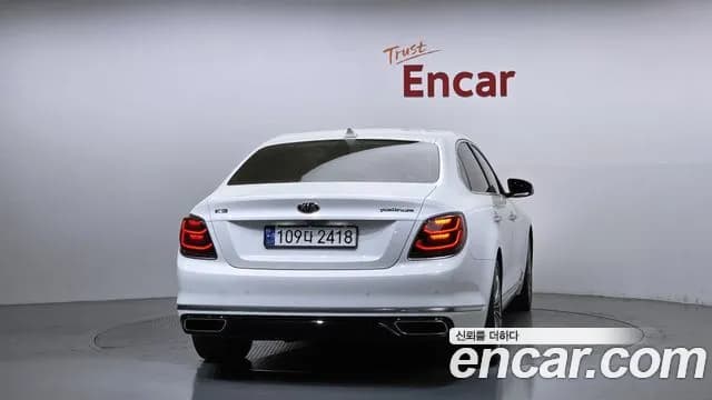 2019 Kia The K9 3.8 GDI AWD Sold VIN KNAS3418DKS006270 – exterior detail 2019 Kia The K9 3.8 GDI AWD Sold VIN KNAS3418DKS006270 – exterior detail