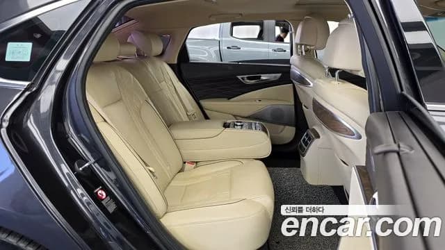 2019 Kia The K9 3.8 GDI AWD Sold VIN KNAS3418DKS012721 – undercarriage 2019 Kia The K9 3.8 GDI AWD Sold VIN KNAS3418DKS012721 – undercarriage
