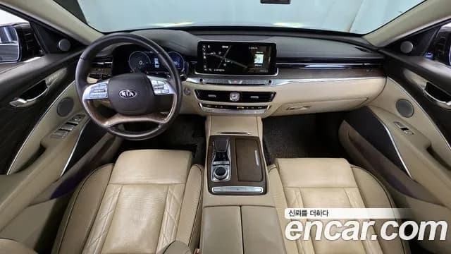 2019 Kia The K9 3.8 GDI AWD Sold VIN KNAS3418DKS012721 – trunk area 2019 Kia The K9 3.8 GDI AWD Sold VIN KNAS3418DKS012721 – trunk area