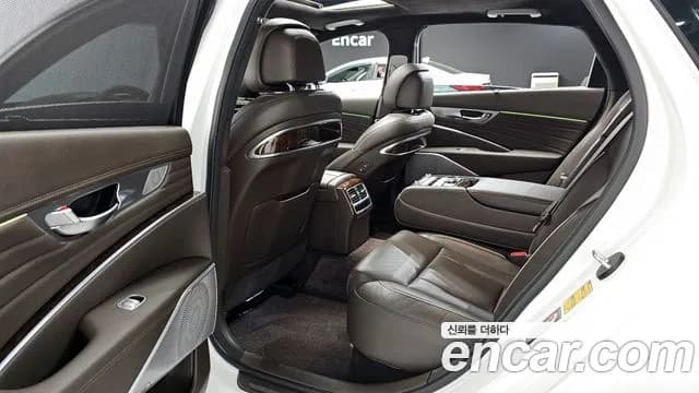 2019 Kia The K9 3.8 GDI AWD Sold VIN KNAS3418DKS015292 – photo 18 2019 Kia The K9 3.8 GDI AWD Sold VIN KNAS3418DKS015292 – photo 18