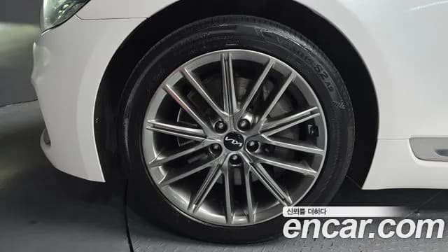 2021 Kia The K9 3.8 GDI AWD Sold VIN KNAS3418DMS029186 – photo 14 2021 Kia The K9 3.8 GDI AWD Sold VIN KNAS3418DMS029186 – photo 14
