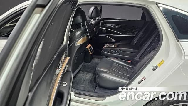 2022 Kia The New K9 2nd Gen 3.8 GDI AWD Sold VIN KNAS5418DNS038622 – interior seats 2022 Kia The New K9 2nd Gen 3.8 GDI AWD Sold VIN KNAS5418DNS038622 – interior seats