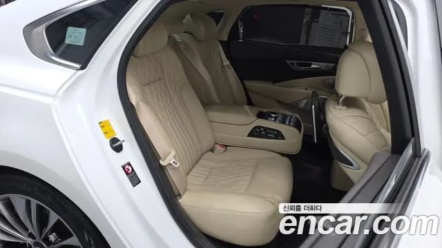 2022 Kia The New K9 2nd Gen 3.8 GDI AWD Sold VIN KNAS5418DNS043338 – rear exterior 2022 Kia The New K9 2nd Gen 3.8 GDI AWD Sold VIN KNAS5418DNS043338 – rear exterior